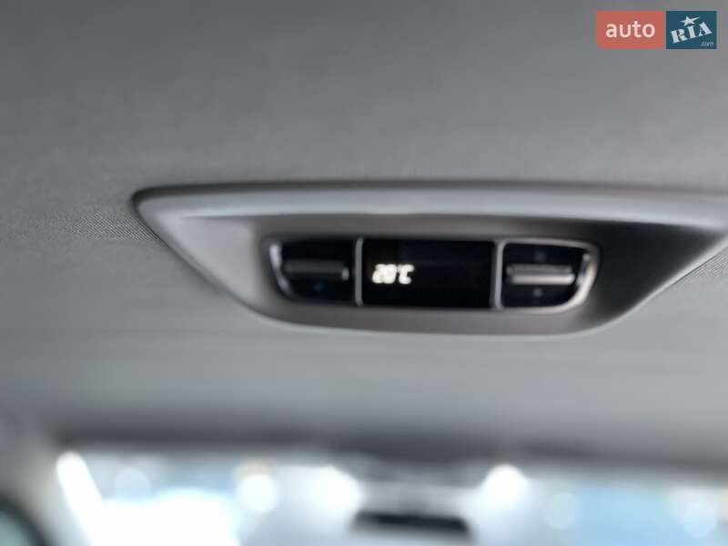 Минивэн Mercedes-Benz V-Class 2019 в Киеве