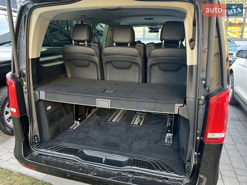Минивэн Mercedes-Benz V-Class 2019 в Киеве