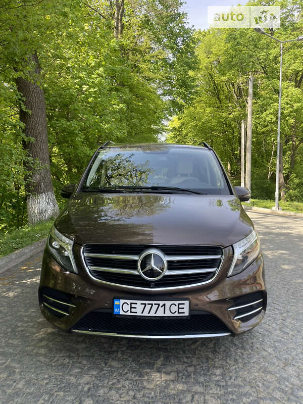 Минивэн Mercedes-Benz V-Class 2017 в Черновцах
