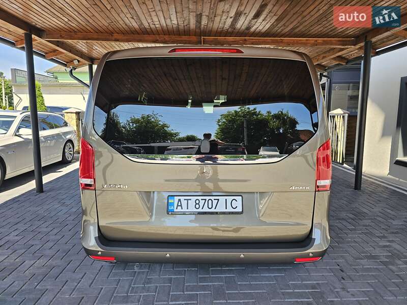 Минивэн Mercedes-Benz V-Class 2015 в Коломые
