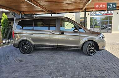 Минивэн Mercedes-Benz V-Class 2015 в 