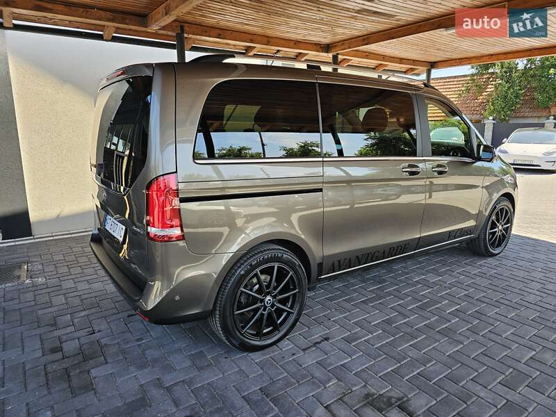 Минивэн Mercedes-Benz V-Class 2015 в Коломые