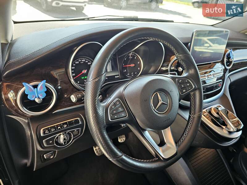 Минивэн Mercedes-Benz V-Class 2015 в Коломые