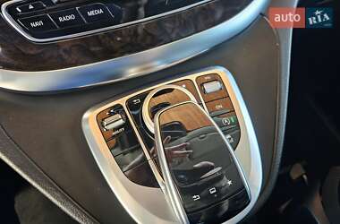 Минивэн Mercedes-Benz V-Class 2015 в 