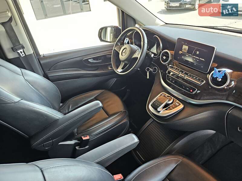Минивэн Mercedes-Benz V-Class 2015 в Коломые