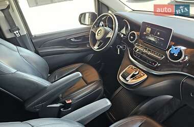 Минивэн Mercedes-Benz V-Class 2015 в 