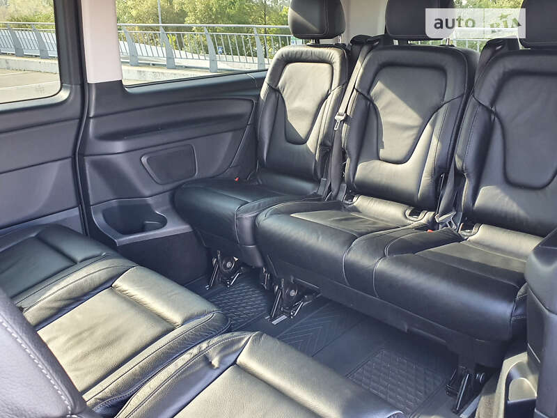 Минивэн Mercedes-Benz V-Class 2017 в Киеве