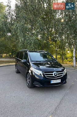 Минивэн Mercedes-Benz V-Class 2017 в 