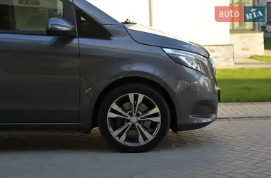 Mercedes-Benz V-Class 2016