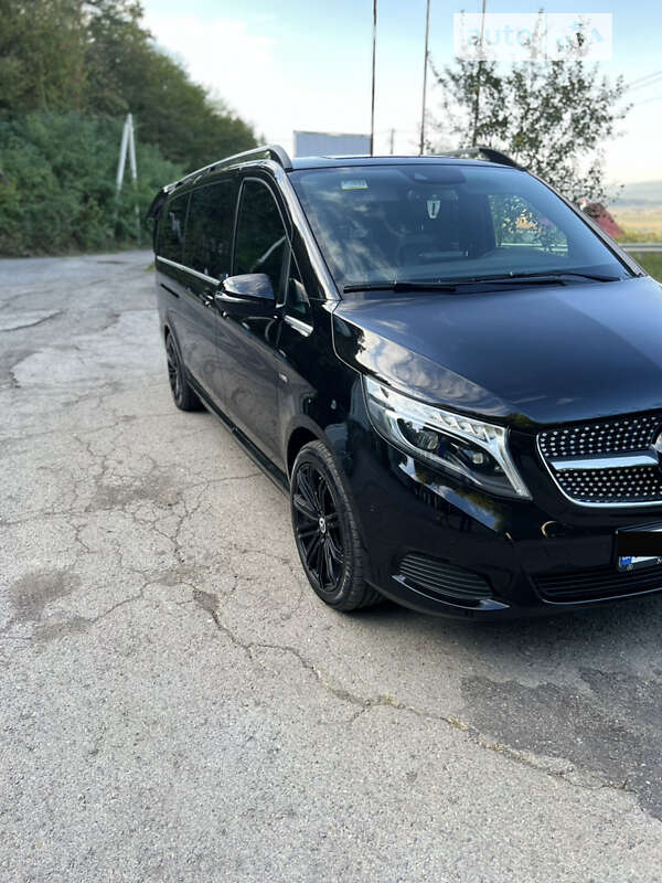 Минивэн Mercedes-Benz V-Class 2017 в Мукачево
