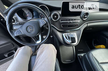 Минивэн Mercedes-Benz V-Class 2017 в 