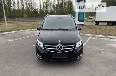 Мінівен Mercedes-Benz V-Class 2017 в Києві