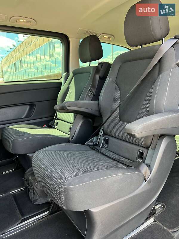 Минивэн Mercedes-Benz V-Class 2021 в Киеве