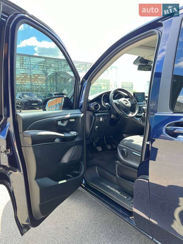 Минивэн Mercedes-Benz V-Class 2021 в Киеве