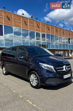 Мінівен Mercedes-Benz V-Class 2021 в Києві