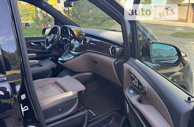 Минивэн Mercedes-Benz V-Class 2023 в 