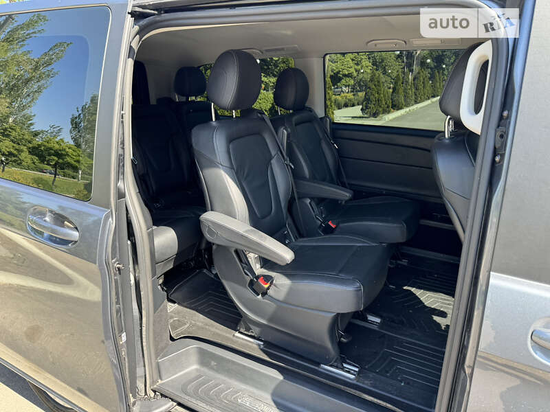 Минивэн Mercedes-Benz V-Class 2018 в Ирпене