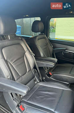 Мінівен Mercedes-Benz V-Class 2014 в 