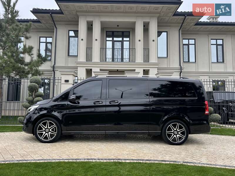 Минивэн Mercedes-Benz V-Class 2022 в Одессе