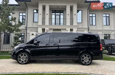 Мінівен Mercedes-Benz V-Class 2022 в 