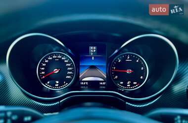Мінівен Mercedes-Benz V-Class 2022 в 