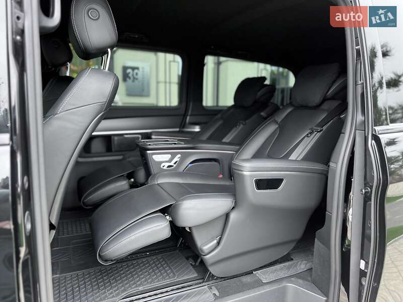 Минивэн Mercedes-Benz V-Class 2022 в Одессе
