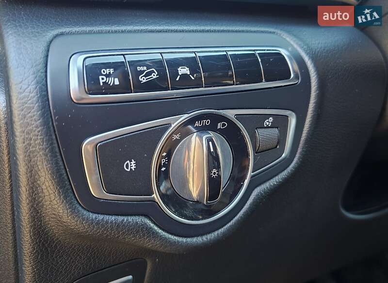 Мінівен Mercedes-Benz V-Class 2016 в Києві