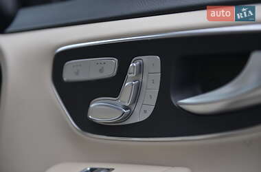 Минивэн Mercedes-Benz V-Class 2016 в 