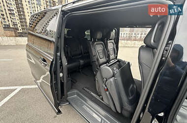 Минивэн Mercedes-Benz V-Class 2022 в 