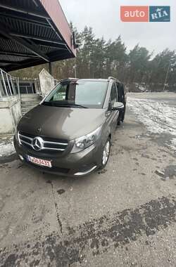 Минивэн Mercedes-Benz V-Class 2016 в 