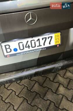 Минивэн Mercedes-Benz V-Class 2016 в 
