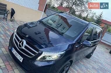 Минивэн Mercedes-Benz V-Class 2017 в Киеве