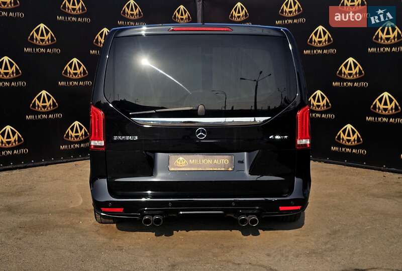 Минивэн Mercedes-Benz V-Class 2016 в Киеве