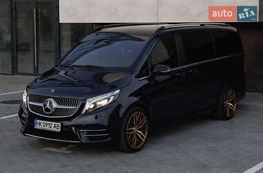 Минивэн Mercedes-Benz V-Class 2020 в 