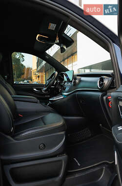 Минивэн Mercedes-Benz V-Class 2020 в 