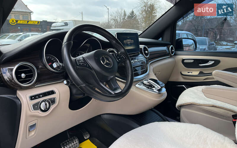 Минивэн Mercedes-Benz V-Class 2016 в Коломые