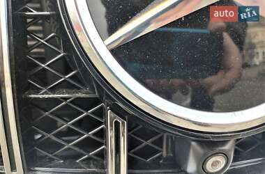 Минивэн Mercedes-Benz V-Class 2015 в 