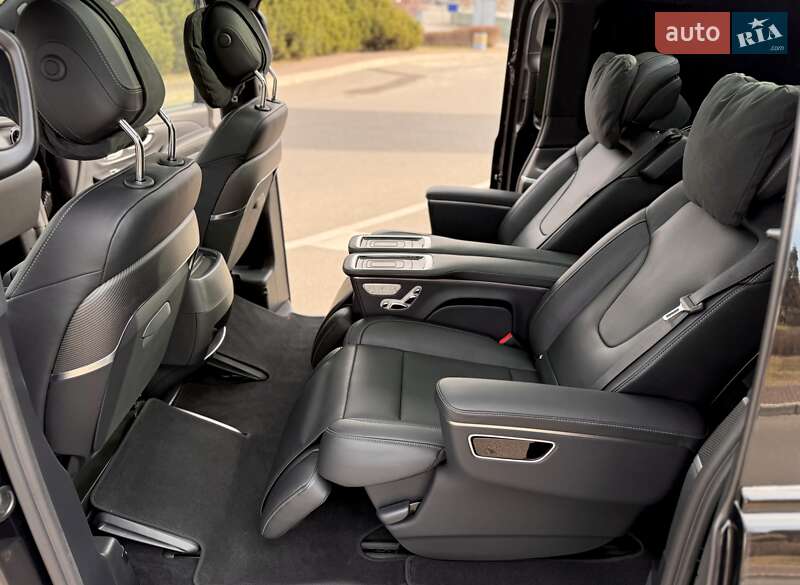Минивэн Mercedes-Benz V-Class 2022 в Киеве