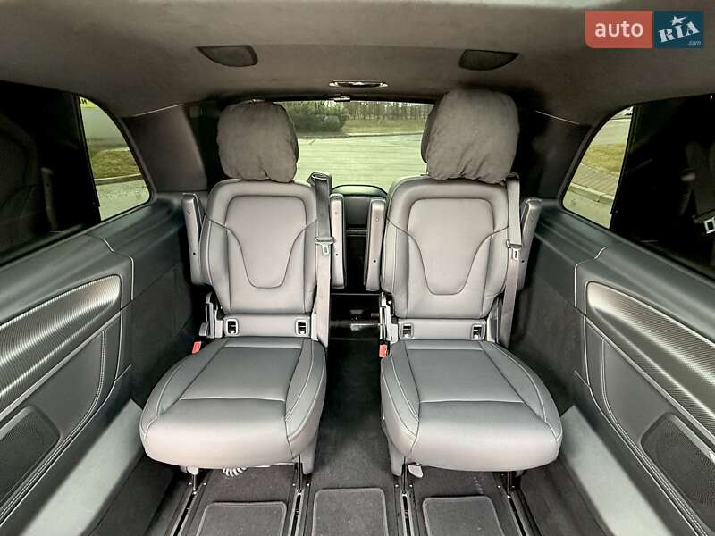 Минивэн Mercedes-Benz V-Class 2022 в Киеве