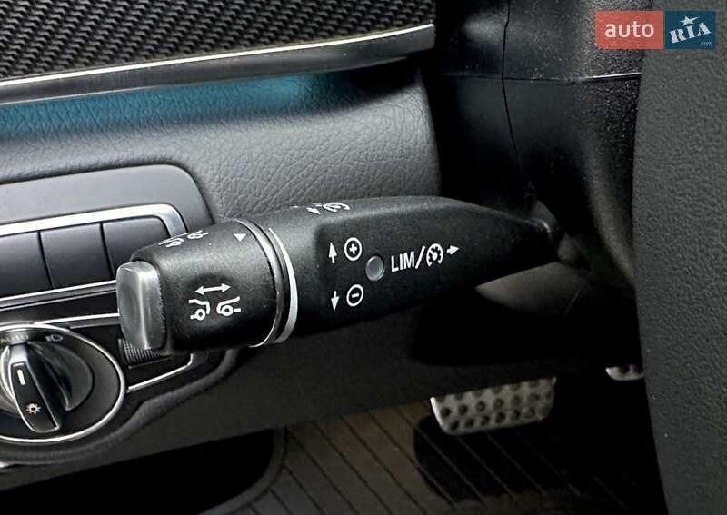 Минивэн Mercedes-Benz V-Class 2022 в Киеве