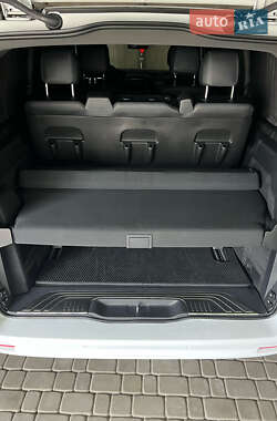 Минивэн Mercedes-Benz V-Class 2021 в 