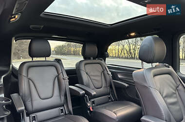 Минивэн Mercedes-Benz V-Class 2021 в 