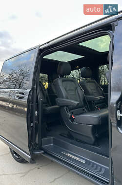 Минивэн Mercedes-Benz V-Class 2021 в 