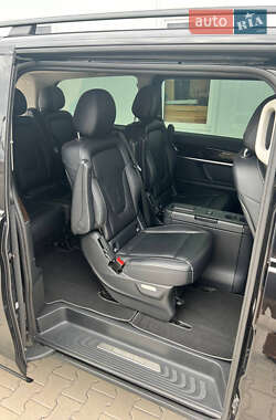 Минивэн Mercedes-Benz V-Class 2016 в 