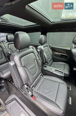 Минивэн Mercedes-Benz V-Class 2021 в 