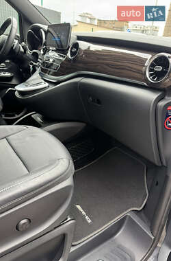 Минивэн Mercedes-Benz V-Class 2021 в 