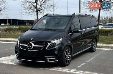 Минивэн Mercedes-Benz V-Class 2023 в 