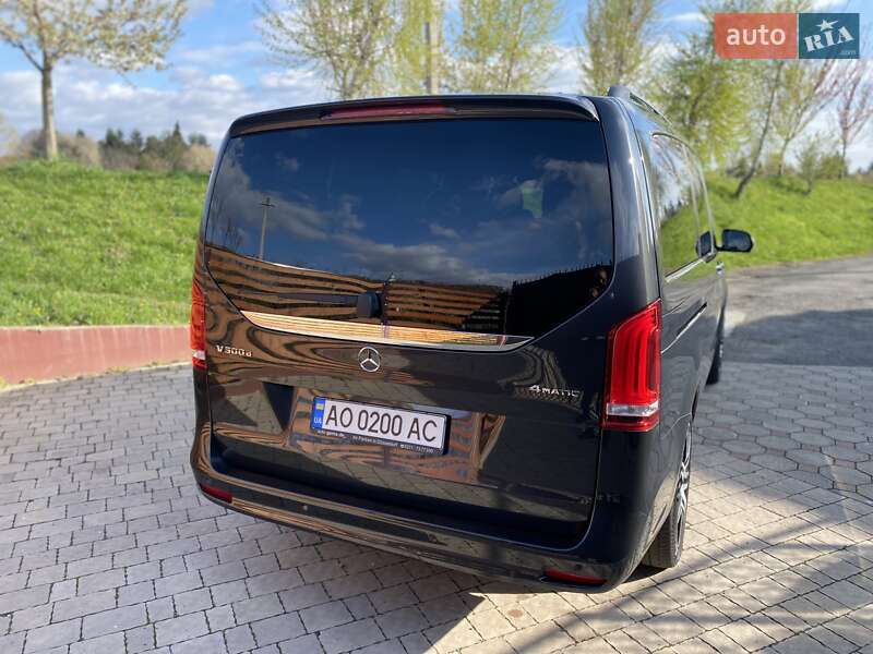 Минивэн Mercedes-Benz V-Class 2023 в Мукачево