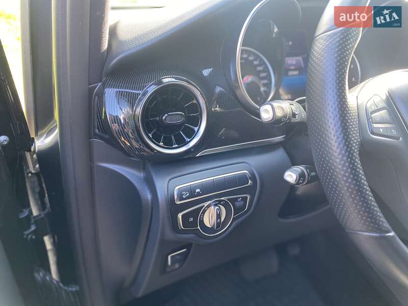 Минивэн Mercedes-Benz V-Class 2023 в Мукачево