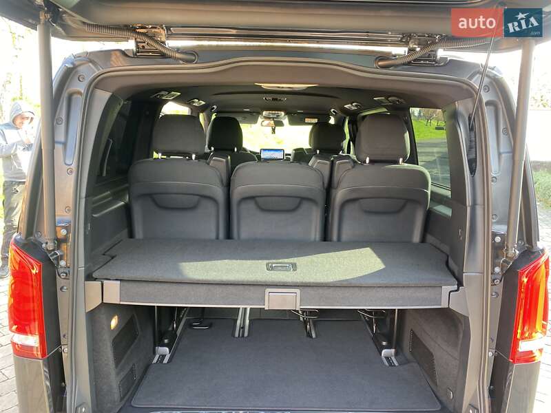Минивэн Mercedes-Benz V-Class 2023 в Мукачево